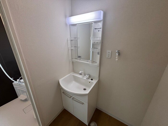 物件内観写真12　(洗面)