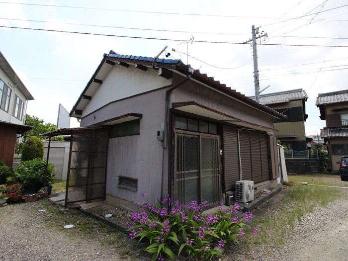田中貸家の物件外観写真