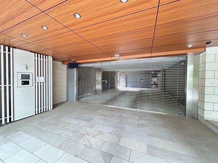 物件外観写真4　(駐車場)