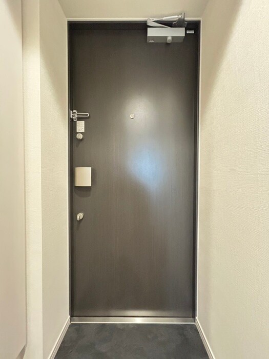 物件内観写真15　(玄関)