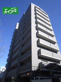 ファヴォ－ル白壁の外観写真