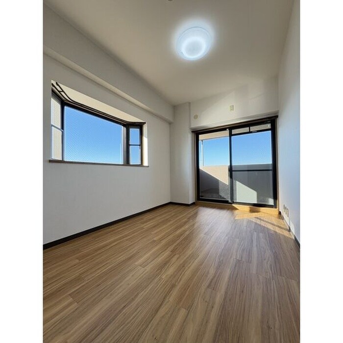 物件内観写真5　(居室)