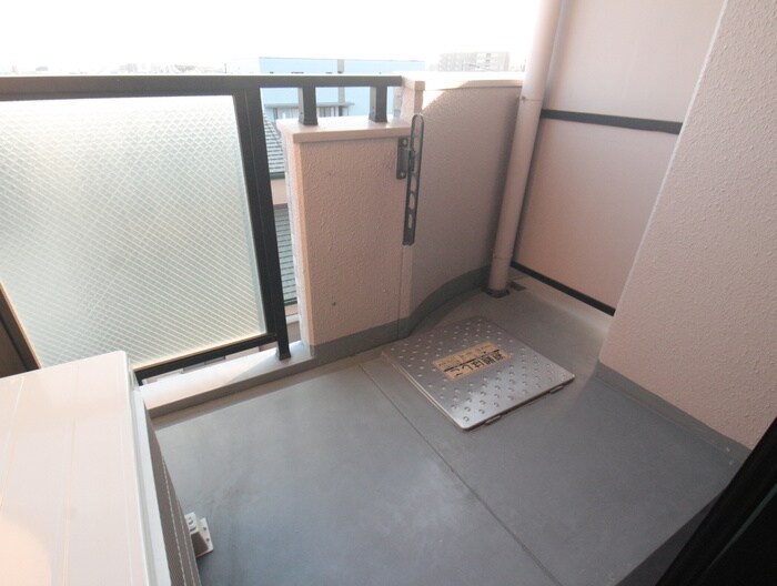 物件内観写真18　(ベランダ・バルコニー)