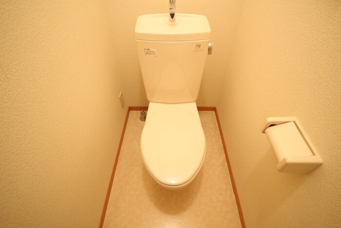 物件内観写真13　(トイレ)