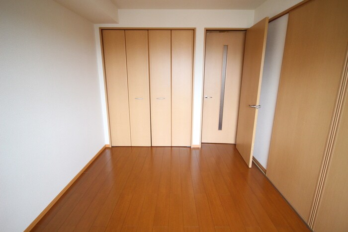 物件内観写真19　(居室)