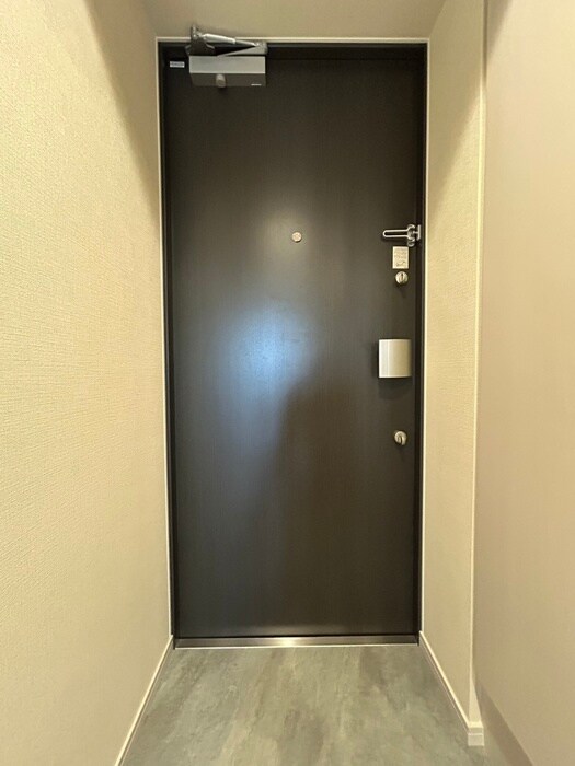 物件内観写真17　(玄関)