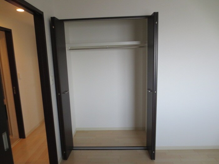 物件内観写真13　(収納)