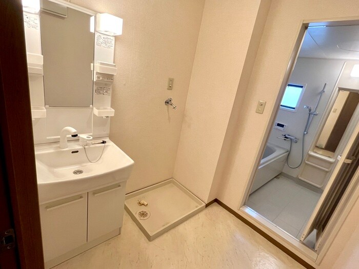 物件内観写真12　(洗面)