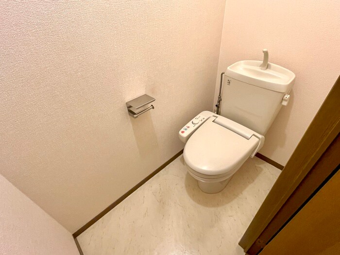 物件内観写真13　(トイレ)