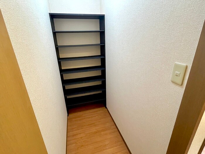 物件内観写真17　(収納)
