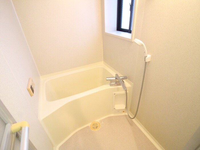 物件内観写真10　(バス／シャワールーム等)