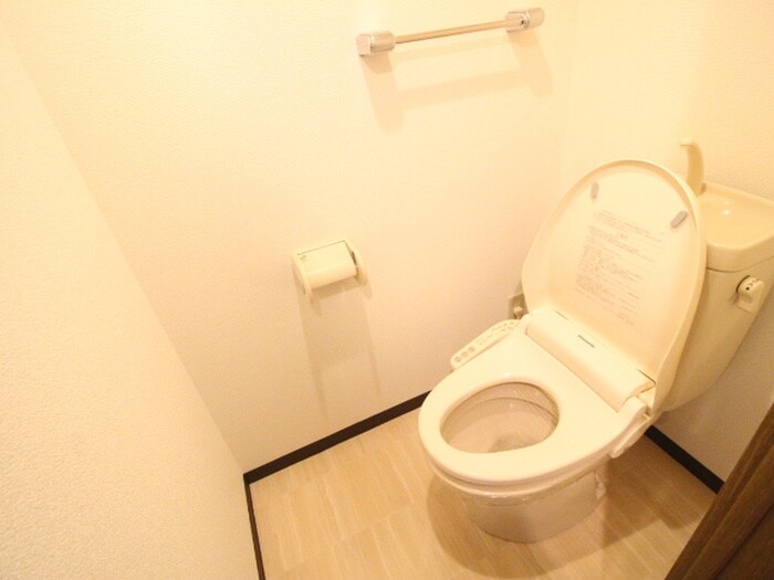 物件内観写真12　(トイレ)