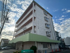 メゾンドール高針外観写真