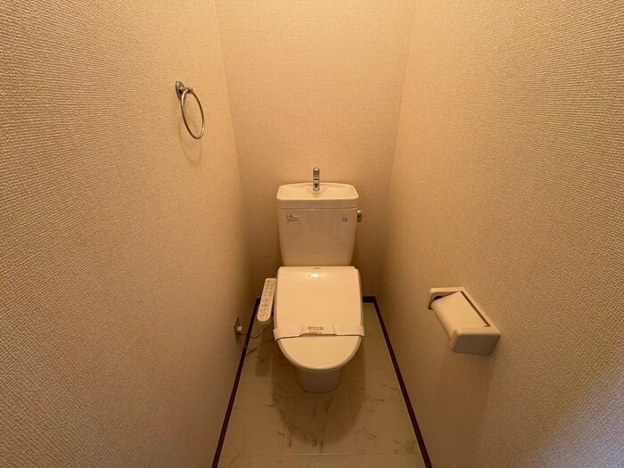 物件内観写真11　(トイレ)