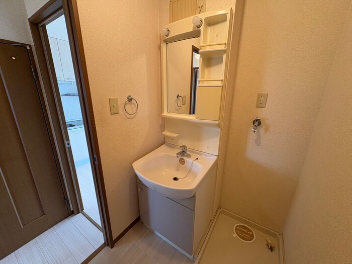 物件内観写真12　(洗面)