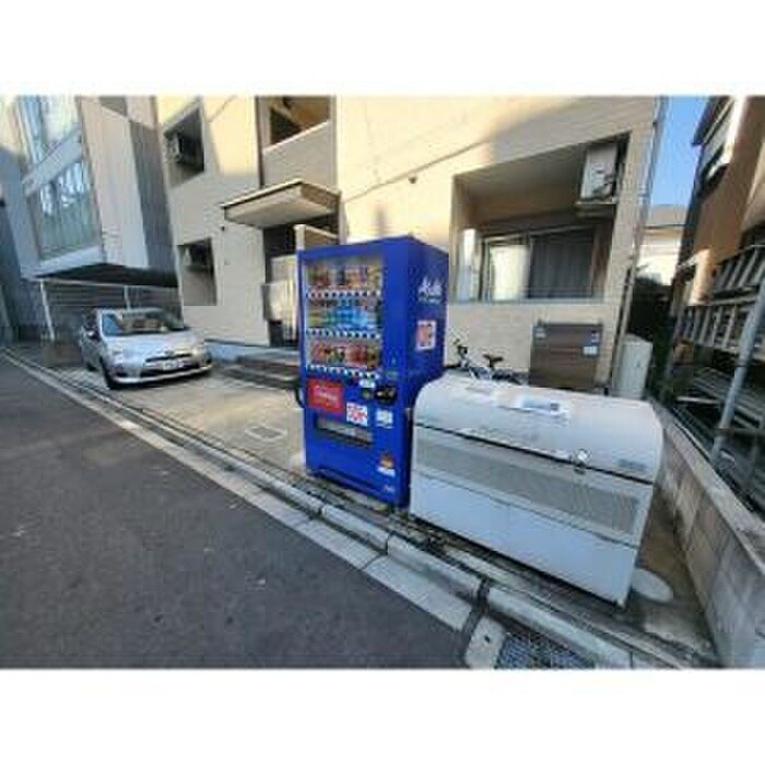 物件外観写真4　(建物設備)