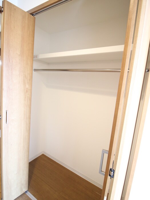 物件内観写真10　(収納)