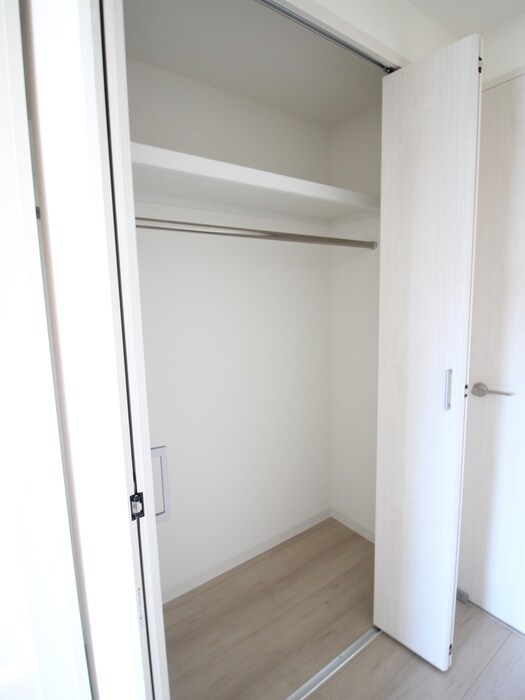 物件内観写真16　(収納)