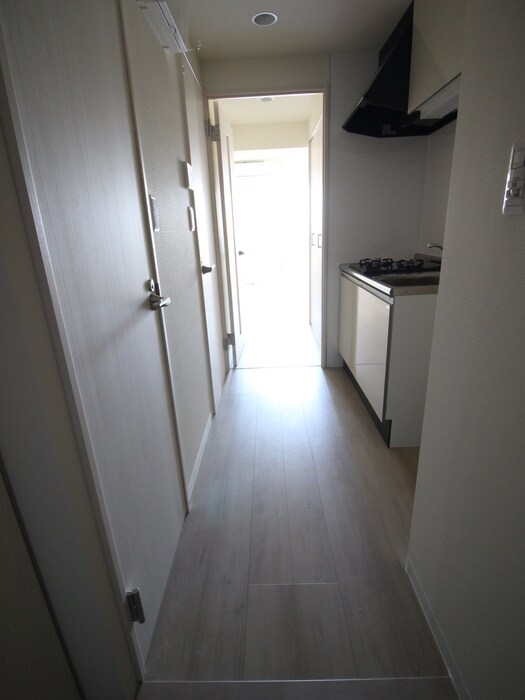 物件内観写真18　(廊下)