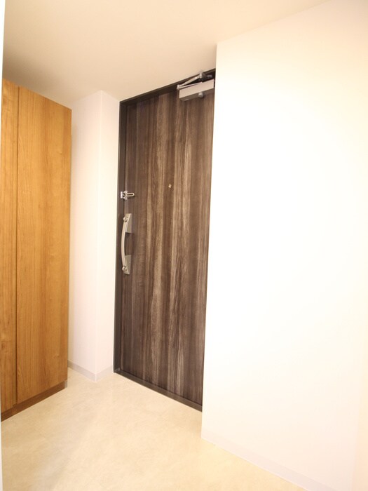 物件内観写真19　(玄関)