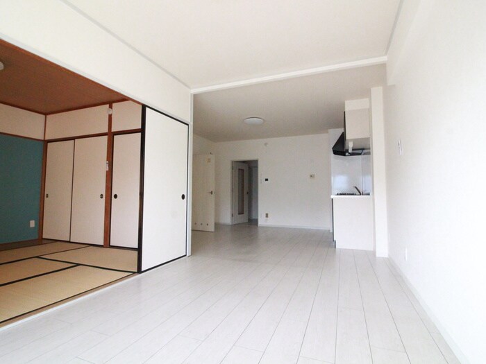 物件内観写真7　(居室)