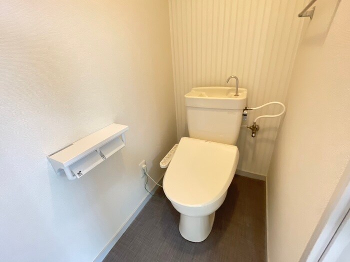 物件内観写真13　(トイレ)