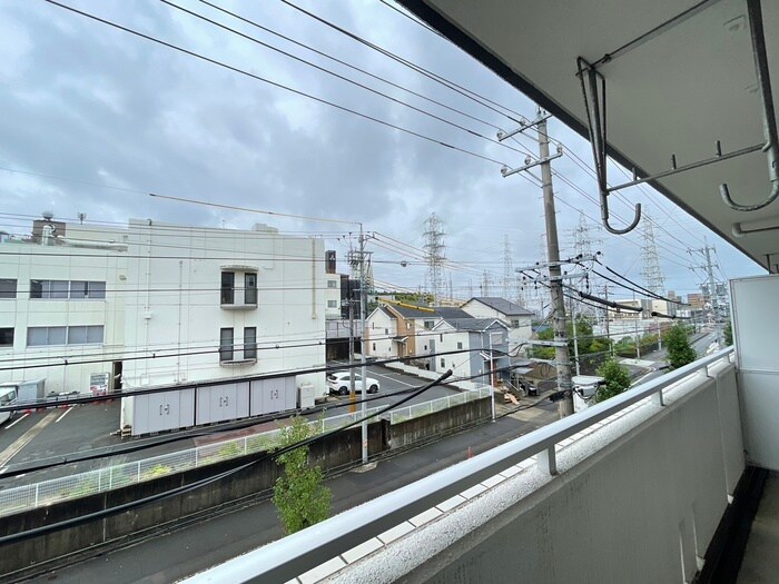 物件内観写真15　(室内からの展望)