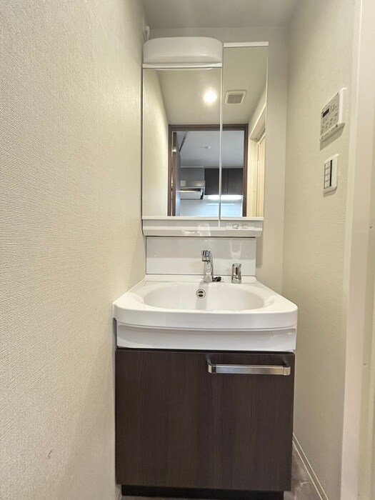 物件内観写真10　(洗面)