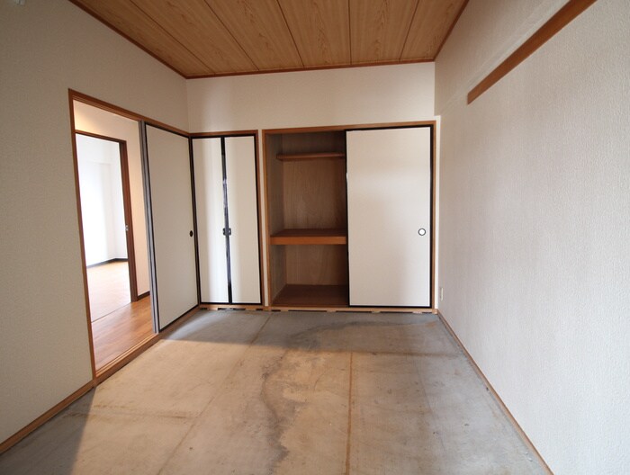 物件内観写真21　(居室)