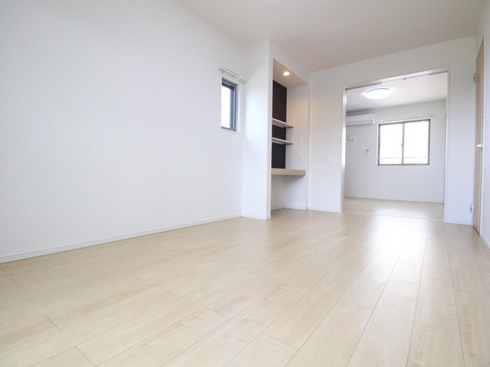 物件内観写真9　(居室)