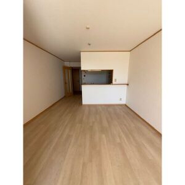 物件内観写真15　(廊下)