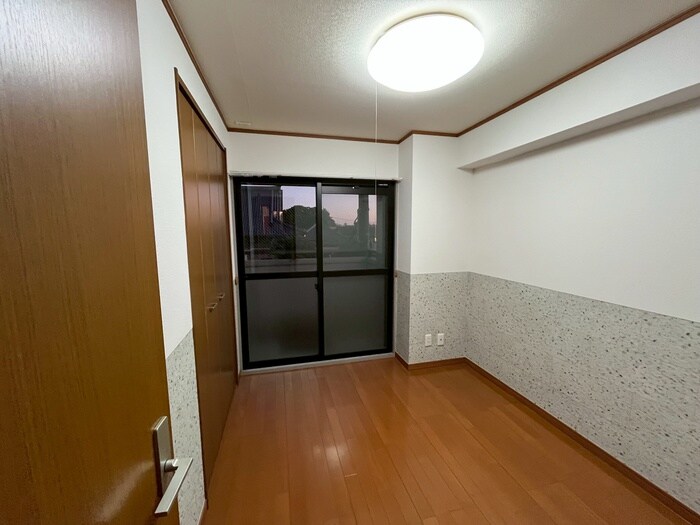 物件内観写真10　(居室)