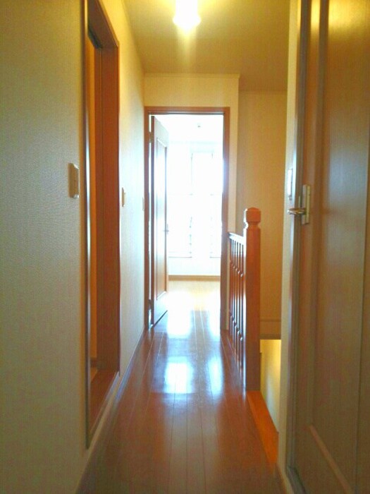 物件内観写真11　(廊下)