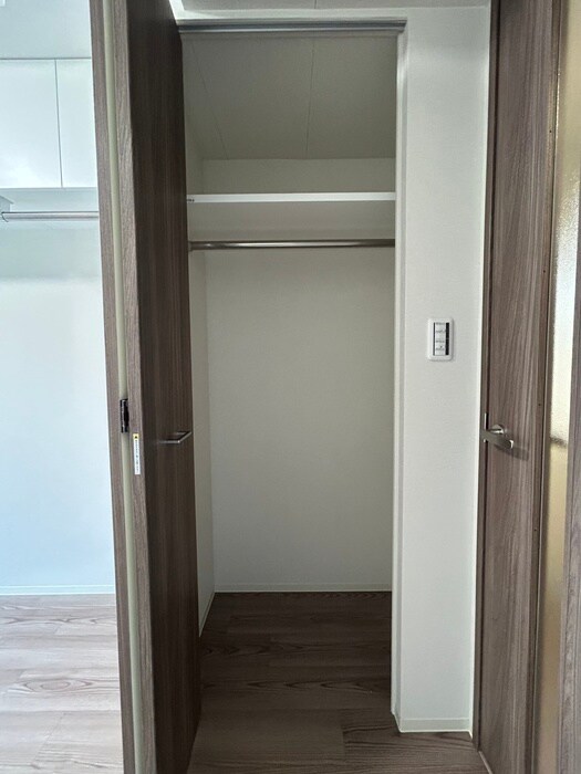 物件内観写真15　(収納)