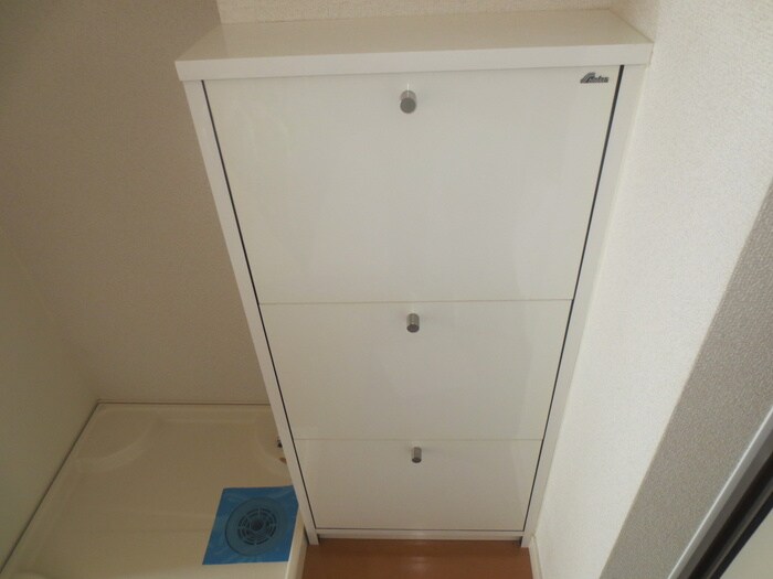 物件内観写真8　(靴箱)