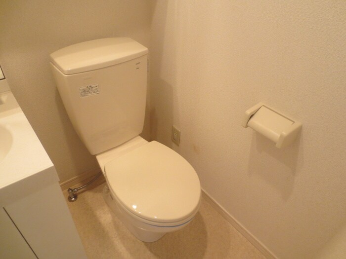 物件内観写真13　(トイレ)