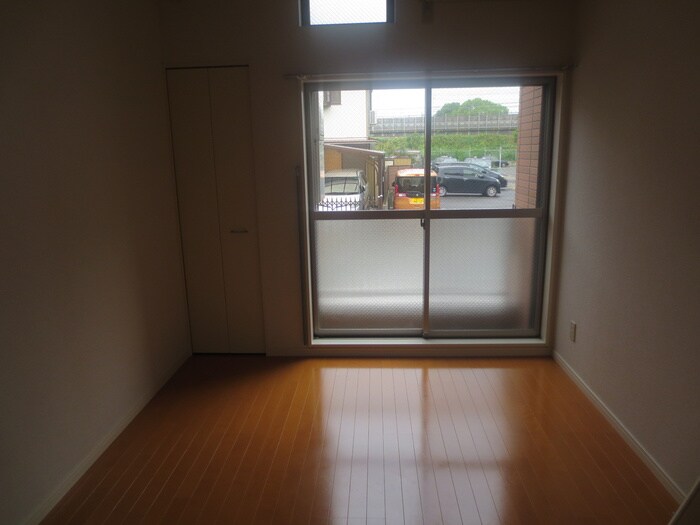 物件内観写真14　(居室)