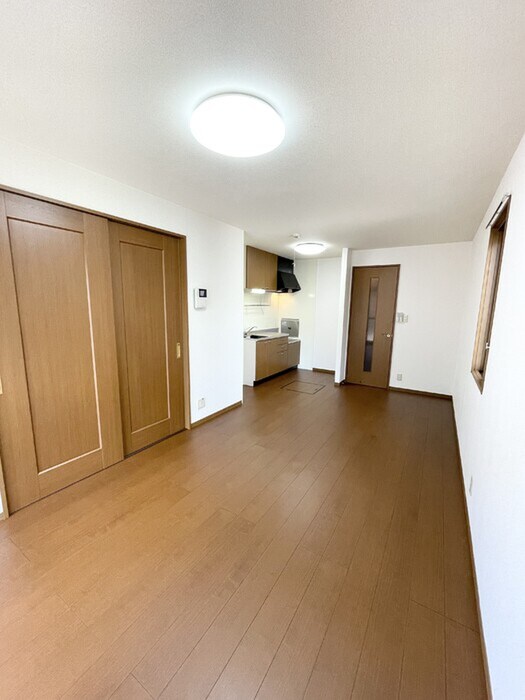 物件内観写真12　(居室)