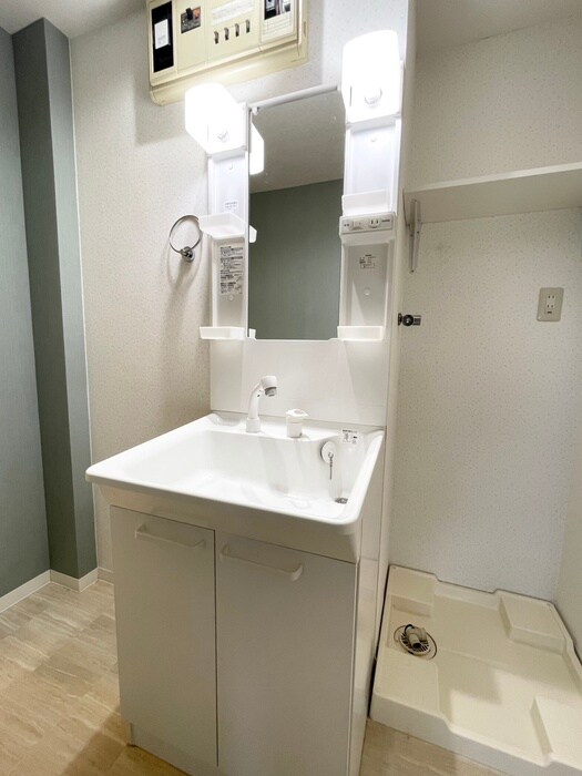 物件内観写真9　(洗面)