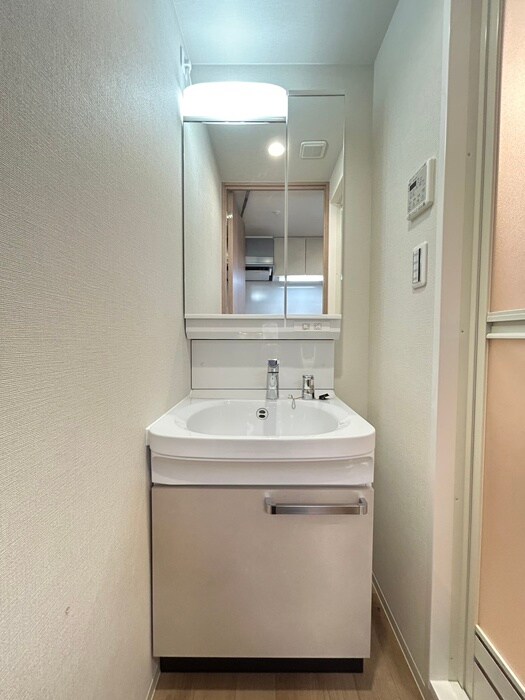 物件内観写真15　(洗面)