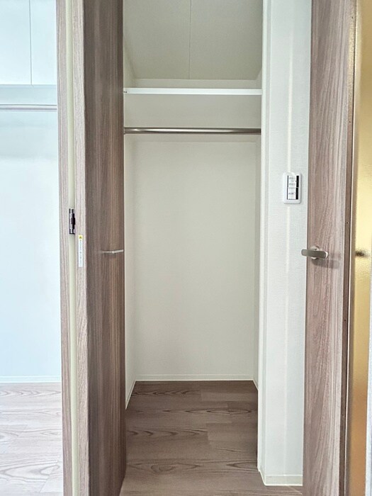 物件内観写真15　(収納)