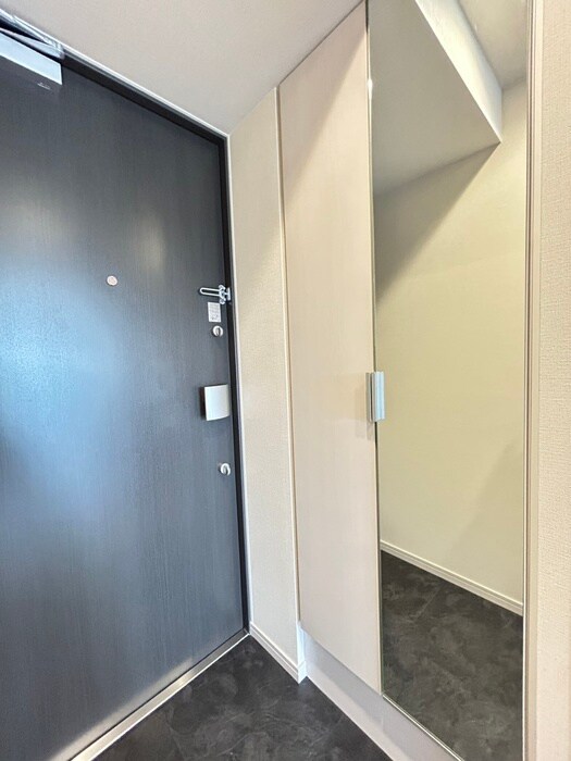 物件内観写真21　(玄関)