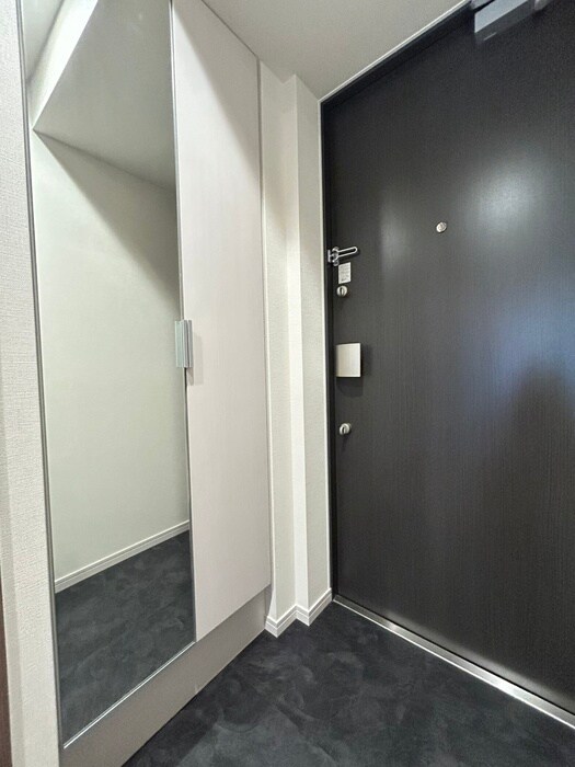物件内観写真21　(玄関)