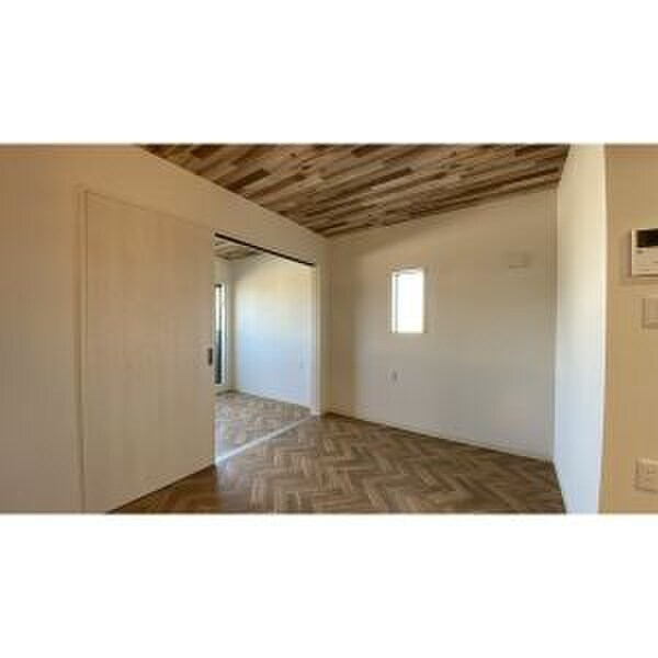 物件内観写真12　(居室)