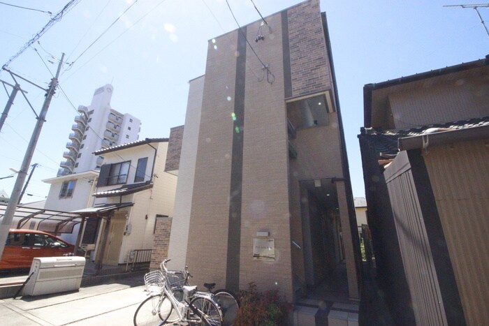 物件外観写真2　(外観写真)