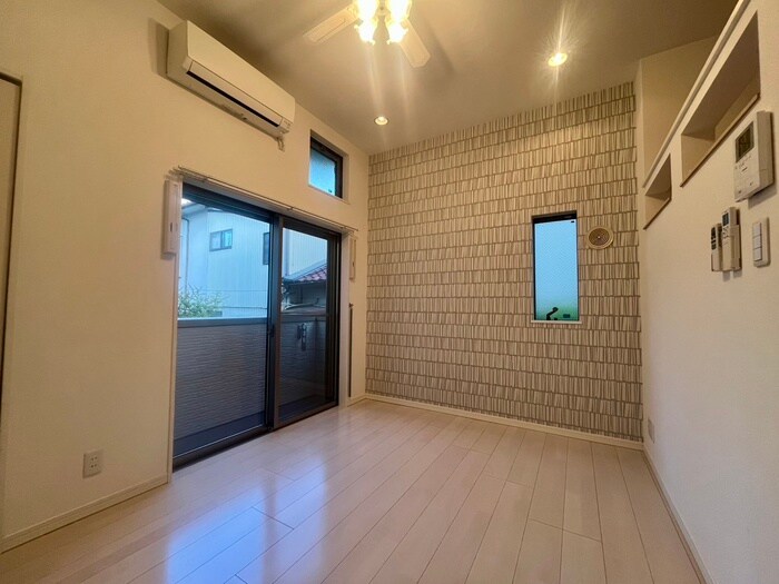 物件内観写真7　(居室)