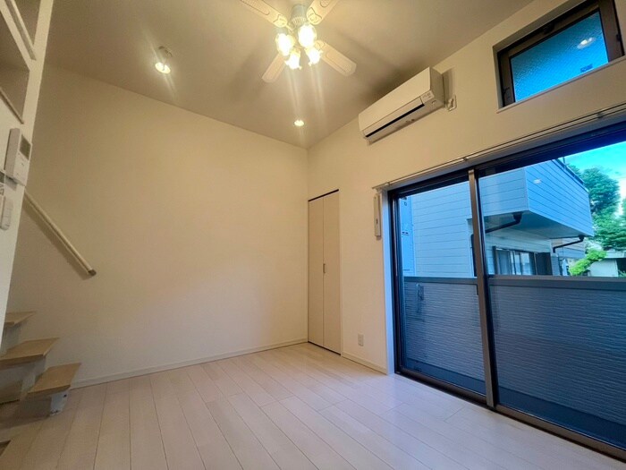 物件内観写真8　(居室)