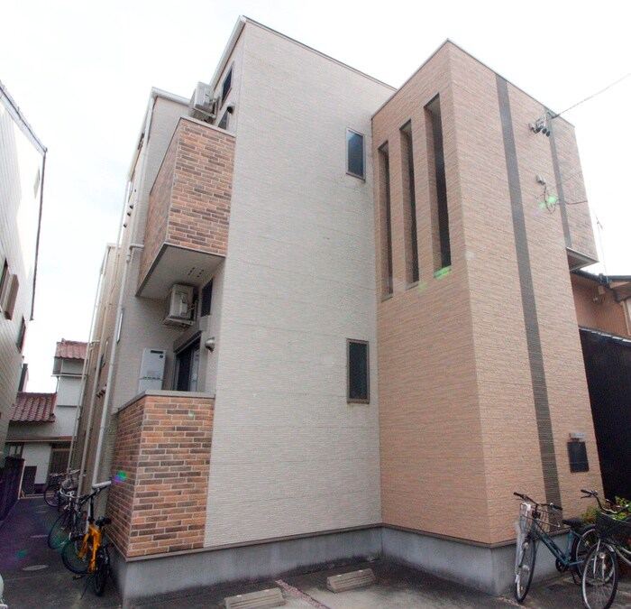 物件外観写真3　(外観写真)