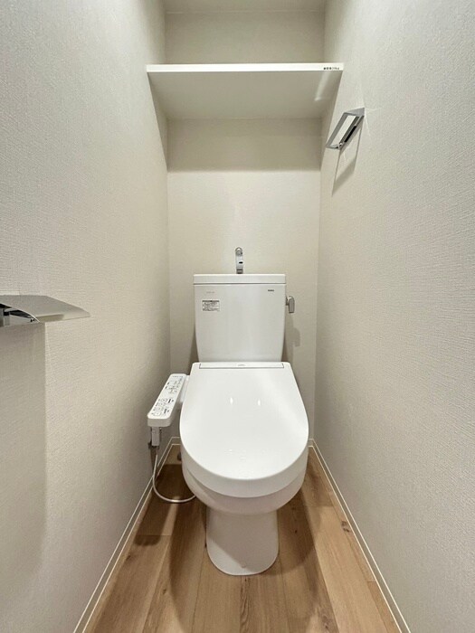 物件内観写真14　(トイレ)