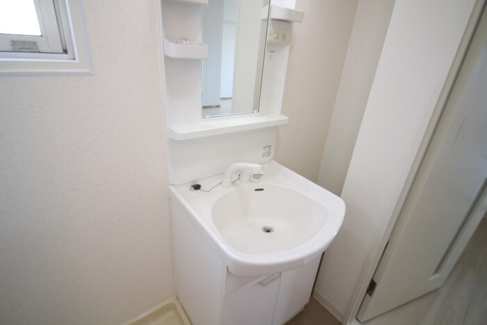 物件内観写真12　(洗面)